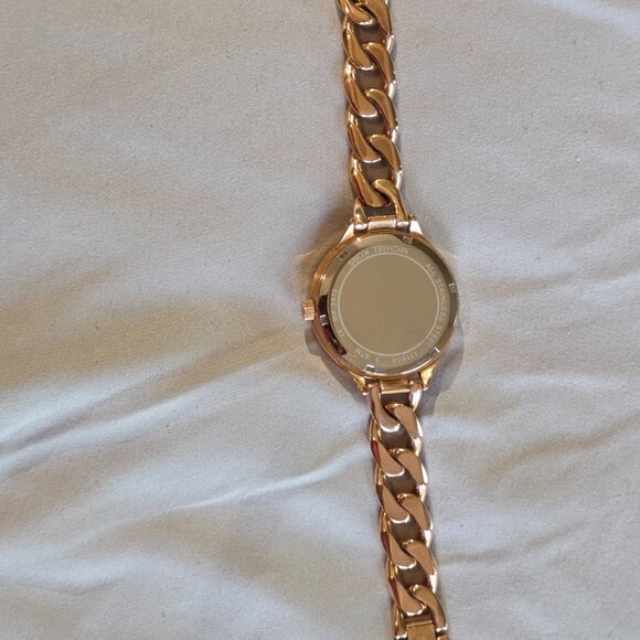 Michel Kors Gold Color and Slim Runway Pave'  Watch - Model MK-3475 - Picture 5 of 6